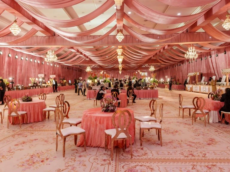 Grand indoor banquet hall setup for a modern vegetarian wedding in Chennai by Sarvsri